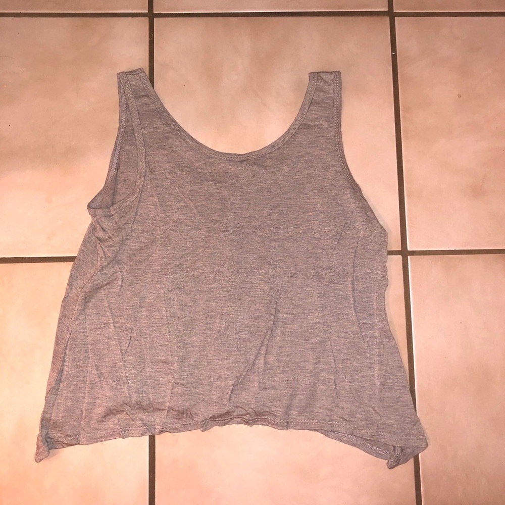 Flowy Crop Top - Picture 2 of 2